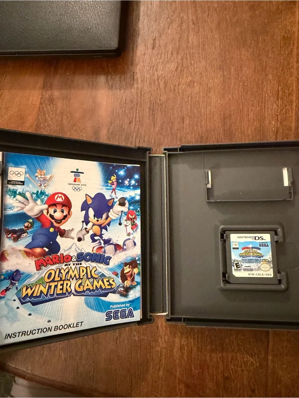 Nintendo Mario & Sonic: Olympic Winter Games (Blue, Red) - Nintendo DS